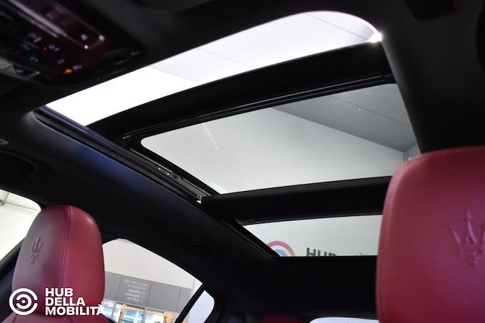 MASERATI Grecale MHEV 300 CV AWD GT